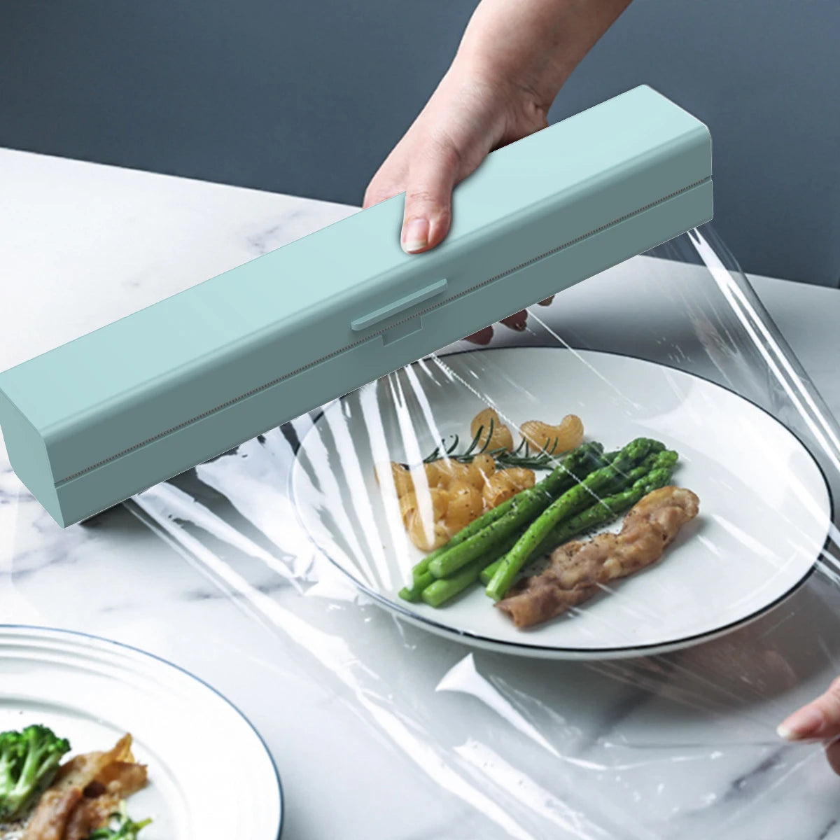 Cling Film Cutter Plastic Wrap Dispenser Kitchen Accessori Wrap Film Cutter Magnetic Cling for Food Keep Fresh with Cutter Blade